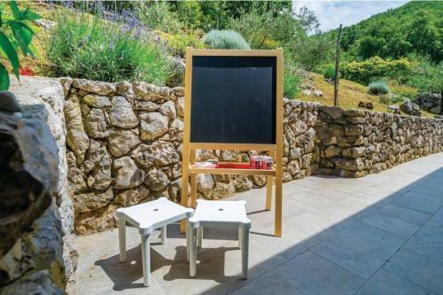 Holiday House - Old Olive
