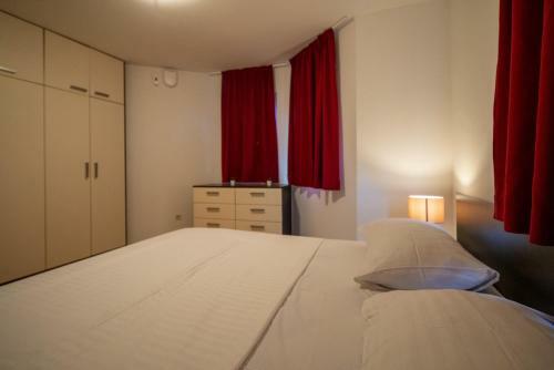 Apartmani Di-ana