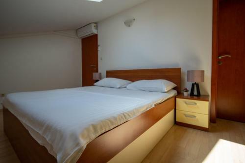 Apartmani Di-ana