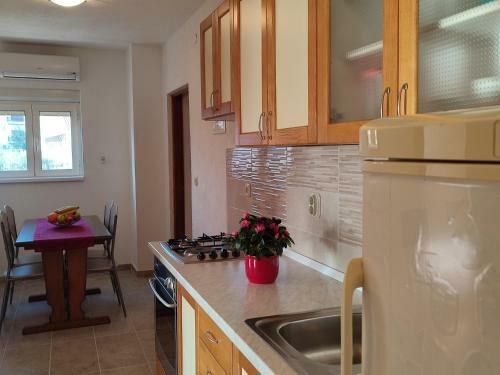 Nives Apartmani