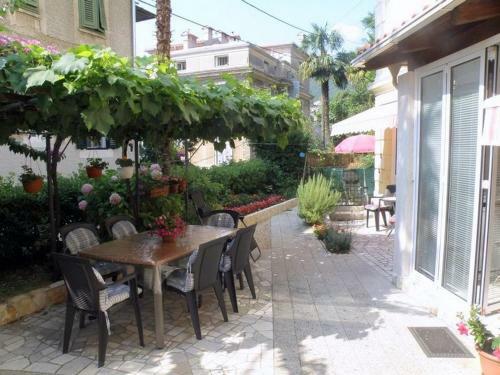Hostal Rooms Alida