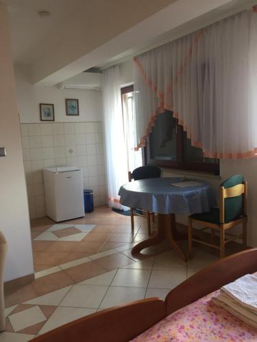 Apartment Villa Ana