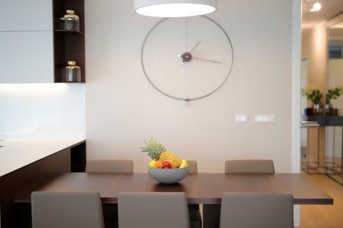 Stylish Apartment 100 M From The Beach