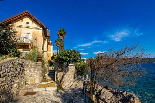 Apartamento Villa By The Sea