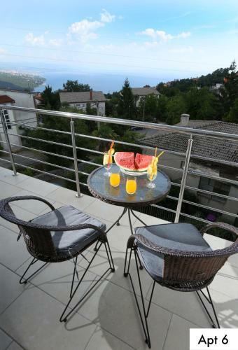 Apartamento Villa Dragi With Pool, Sauna, & Jacuzzi