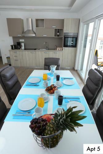 Apartamento Villa Dragi With Pool, Sauna, & Jacuzzi