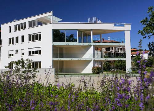 Modern Apartment Near The Sea