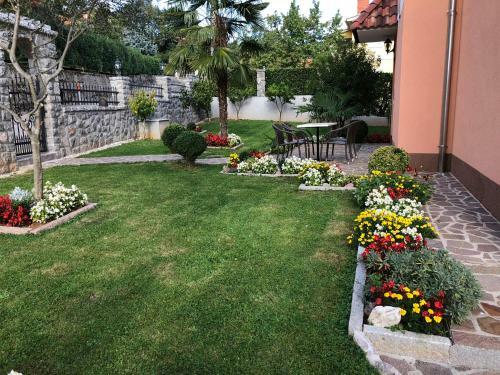 Apartmani U?ka