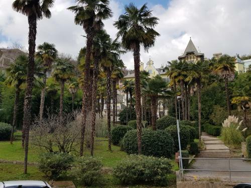 Sunny Apartment 150 M From The Sea