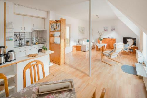 Apartamento Haus Dwarslooper - Wohnung Rubintje