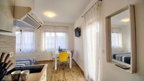 Studio Apartment Margarita