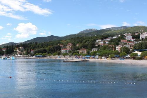 Exclusive Apartment In Villa Calista