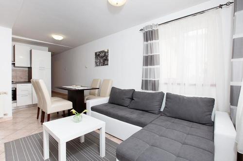 Apartments With A Parking Space Opatija - 7861