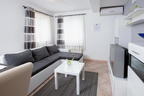 Apartments With A Parking Space Opatija - 7861