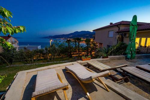 Villa Giani Apartments With Swimming Pool