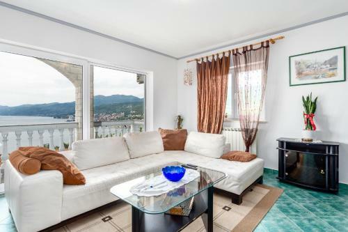 Villa Giani Apartments With Swimming Pool