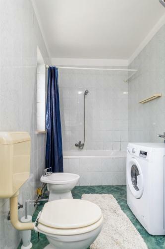 Villa Giani Apartments With Swimming Pool