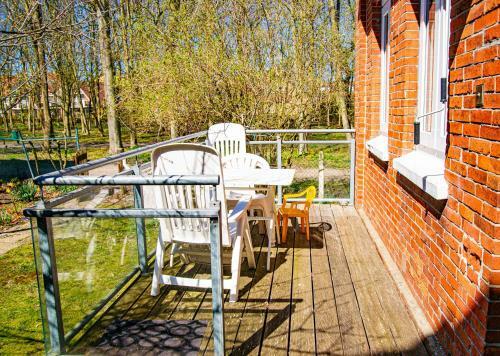 Apartamento Haus Am Park 1 Teestuuv