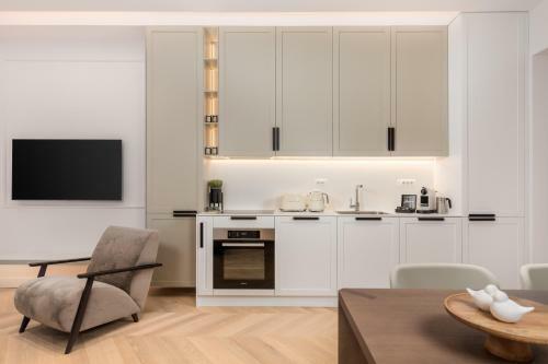 Plaza Apartments
