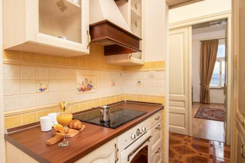 Apartment Villa Regaly