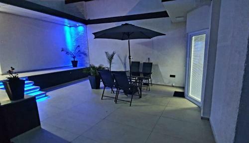 Villa Jacuzzi Two Apartments