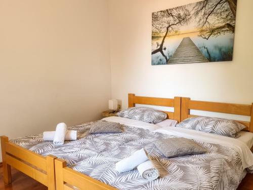 Holiday House Mima