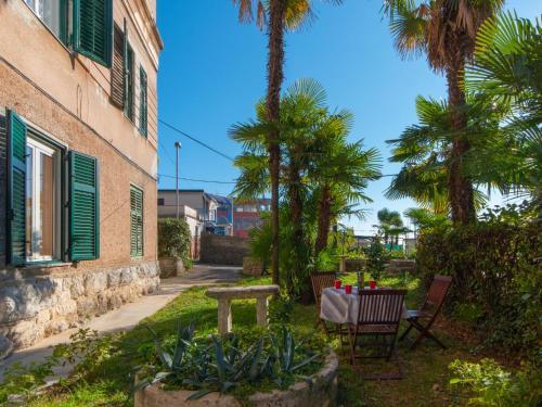 Apartment Emillia