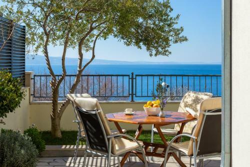 Mba Modern Beach Apartments