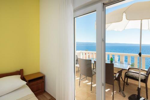 Mba Modern Beach Apartments