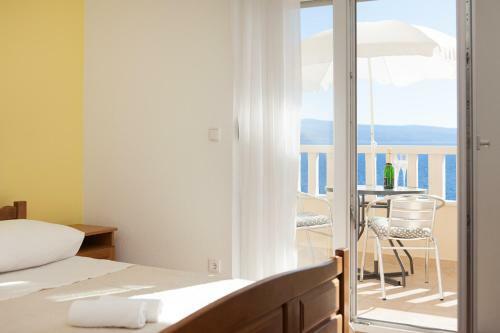 Mba Modern Beach Apartments