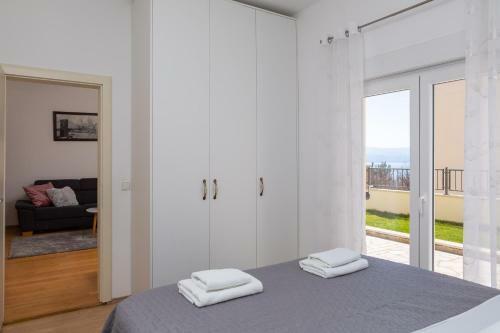 Mba Modern Beach Apartments