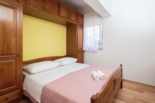 Mba Modern Beach Apartments