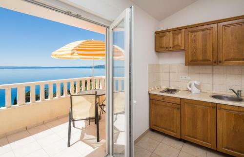 Mba Modern Beach Apartments
