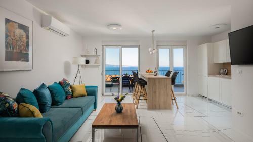 Mba Modern Beach Apartments