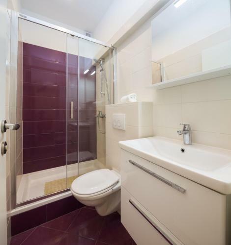 Mba Modern Beach Apartments