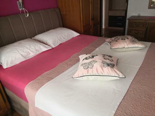 Hostal Guest House Irena