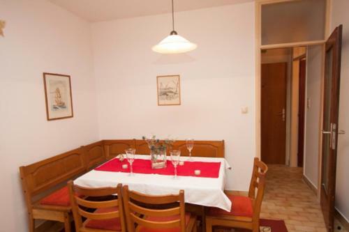 Beach Apartment Marusic