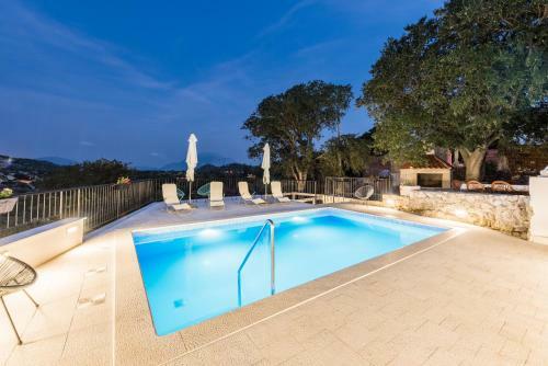 Villa Jj