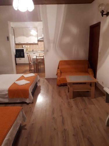 Hostal Apartmani Branko Vojnovic