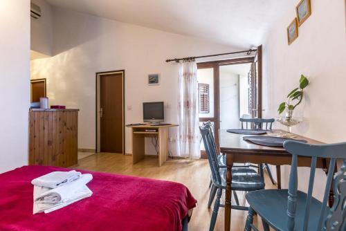Apartments By The Sea Stanici, Omis - 3064