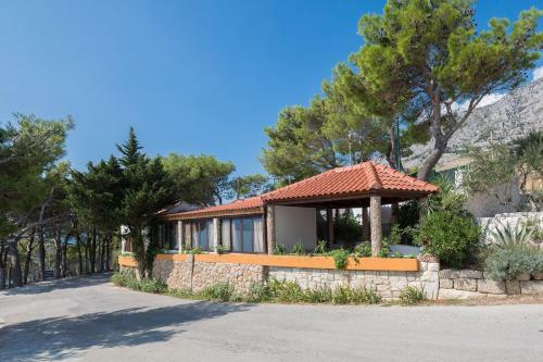 Beach Time Villa