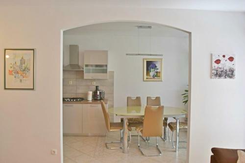 Beach Apartment Ivanka In Omis