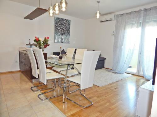 Apartment Paola