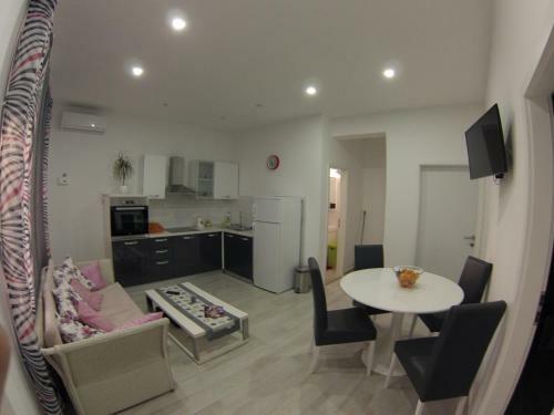 Omi? Apartmani Mouse