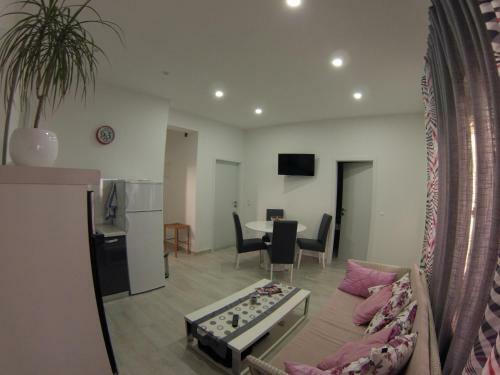 Omi? Apartmani Mouse