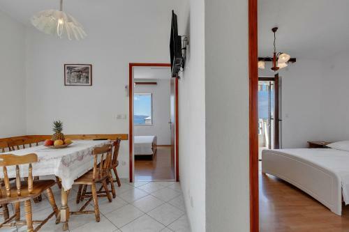 Apartments Tihomir Mu?ac