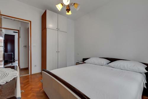 Apartments Tihomir Mu?ac