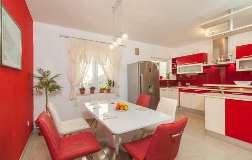Omis Luxury Stone Apartment