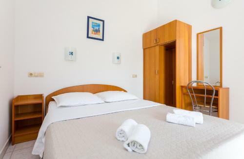 Hostal Aga Beach Suites