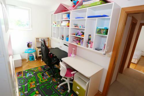 Luxury Family Apartment Omi?